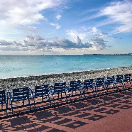 La Maioneta Vieux-nice Апартаменты *